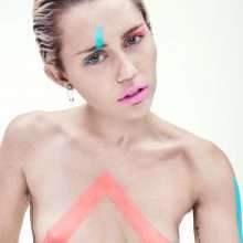 Miley Cyrus nue dans Paper Magazine, réédition UHQ