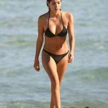 Bianca Peters en bikini à Soho Beach