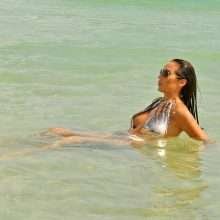 Chloe Goodman en maillot de bain à La Barbade