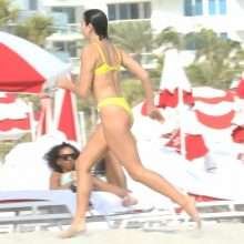 Dua Lipa en bikini à Miami
