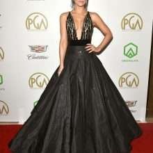 Kate Beckinsale ouvre un large décolleté aux "Producer Guild Awards"