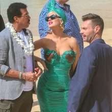 Katy Perry ouvre le décolleté sur le plateau de "American Idol"