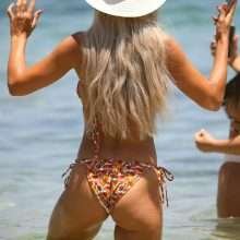 Kirralee Morris en bikini à Sydney