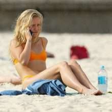 Sailor Brinkley en bikini à Bondi Beach
