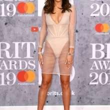 Montana Brown en petite tenue aux Brit Awards 2019