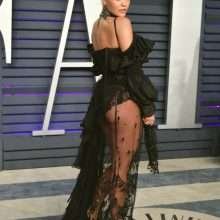 Rita Ora les fesses à l'air aux Oscar 2019