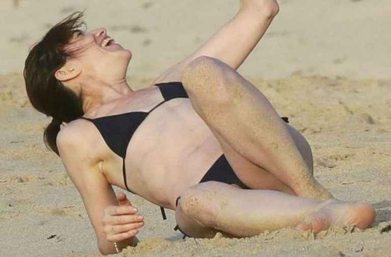 Charlotte Gainsbourg en bikini