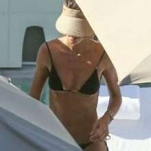 Izabel Goulart en bikini à Rio