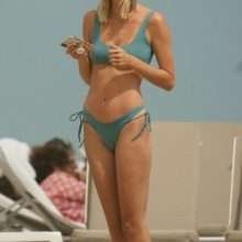 Macy Mariano en bikini à Miami