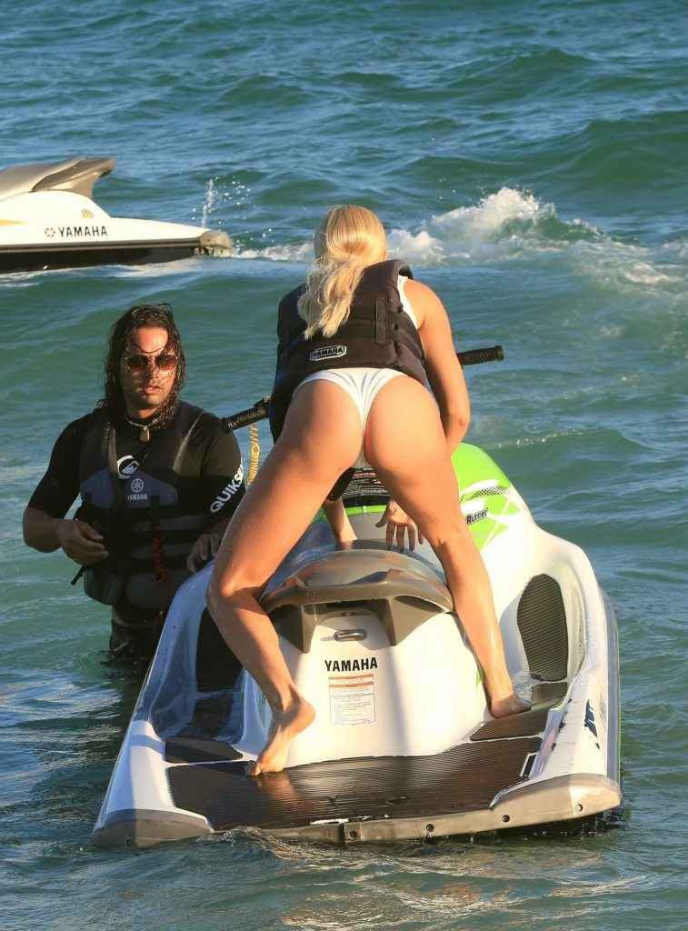 Sofia Richie en bikini à Miami