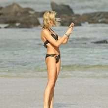 Stephanie Pratt en bikini à Hawaii