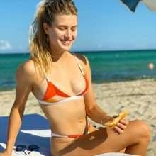 Eugénie Bouchard dans un petit bikini à Miami