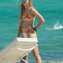 Eugénie Bouchard dans un petit bikini à Miami