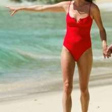 Jodie Kidd en maillot de bain à La Barbade