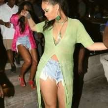 Rihanna sexy à La Barbade