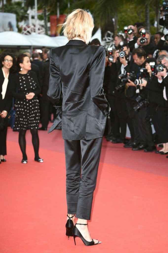 Anja Rubik sans soutien-gorge au 72eme Festival de Cannes