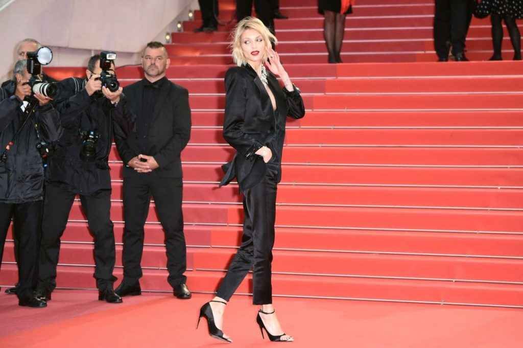 Anja Rubik sans soutien-gorge au 72eme Festival de Cannes