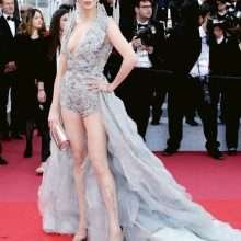 Frédérique Bel en petite tenue au 72eme Festival de Cannes