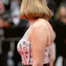 Léa Seydoux ouvre le décolleté au 72eme Festival de Cannes