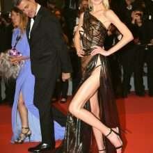 Meredith Mickelson à moitié nue au 72eme Festival de Cannes