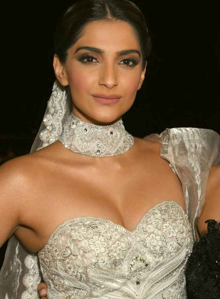 Sonam Kepoor au 72eme Festival de Cannes