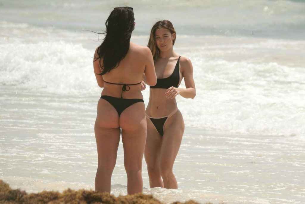 Stefanie Knight en bikini à Tulum
