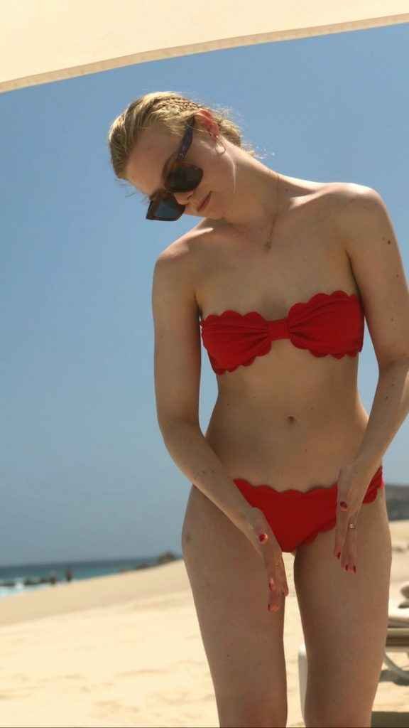 Elle Fanning en bikini au Mexique