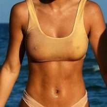Sofia Richie dans un bikini carrément transparent