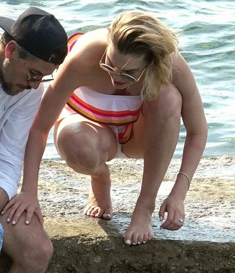 Arizona Muse en bikini à Capri