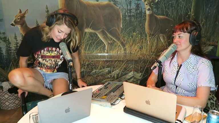 Oups ! On voit la chatte de Grace Helbig