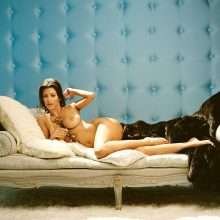 Kim Kardashian complètement nue