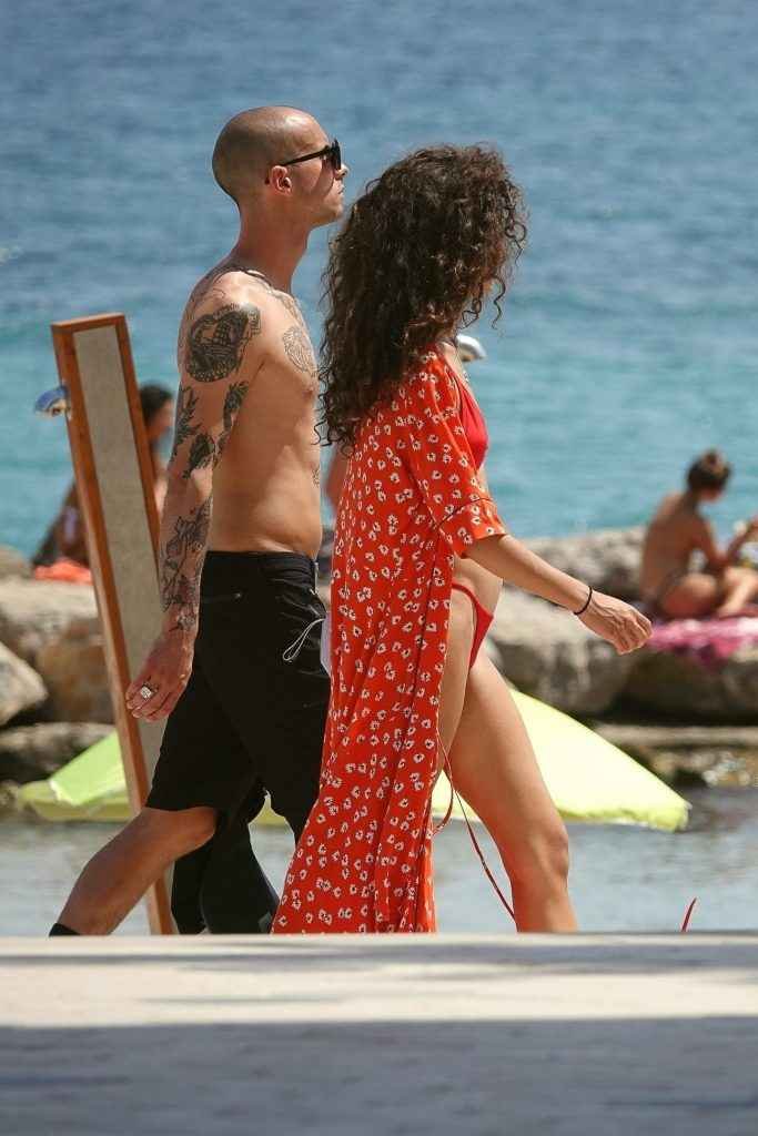 Chiara Scelsi en bikini à Ibiza
