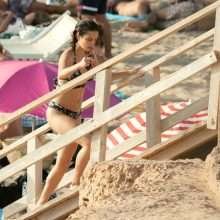 Maria Pedraza en bikini à Ibiza