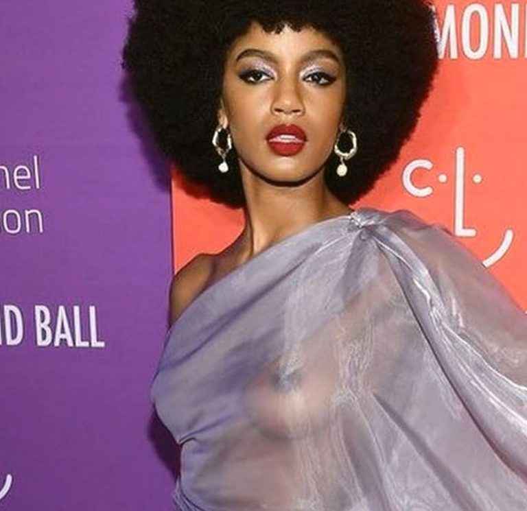 Ebonee Davis exhibe ses seins au 5eme Diamond Ball