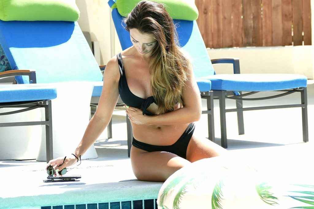 Kady McDermott en bikini à Los Angeles