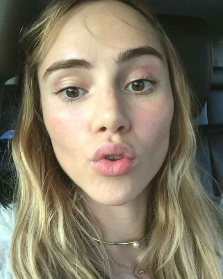 Suki Waterhouse nue, les photos intimes