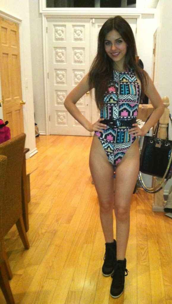 Victoria Justice nue, les photos intimes