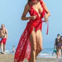Lizzie Cundy en maillot de bain à Marbella