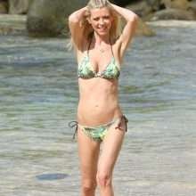 Tara Reid en bikini à Hawaii