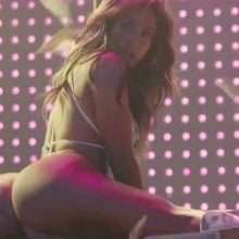 Jennifer Lopez super sexy en string dans sa dernière vidéo