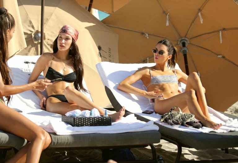 Kendall Jenner et Bella Hadid en bikini à Miami