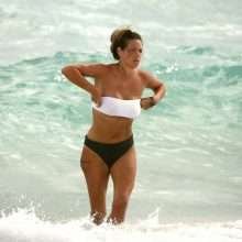 Laura Matamoros en maillot de bain à Miami