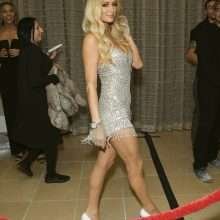 Paris Hilton sexy à Beverly Hills