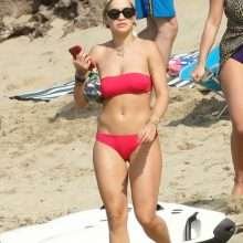 Rita Ora en bikini à Saint-Barthélémy