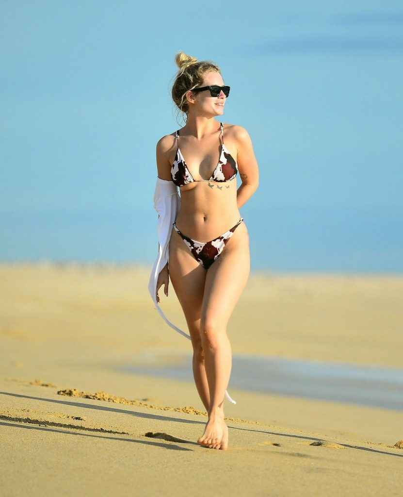 Lottie Moss en bikini au Mexique