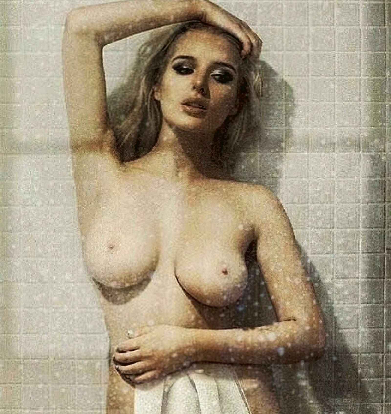 Helen Flanagan nue, la galerie complète