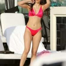 Jasmin Walia en bikini à Los Angeles