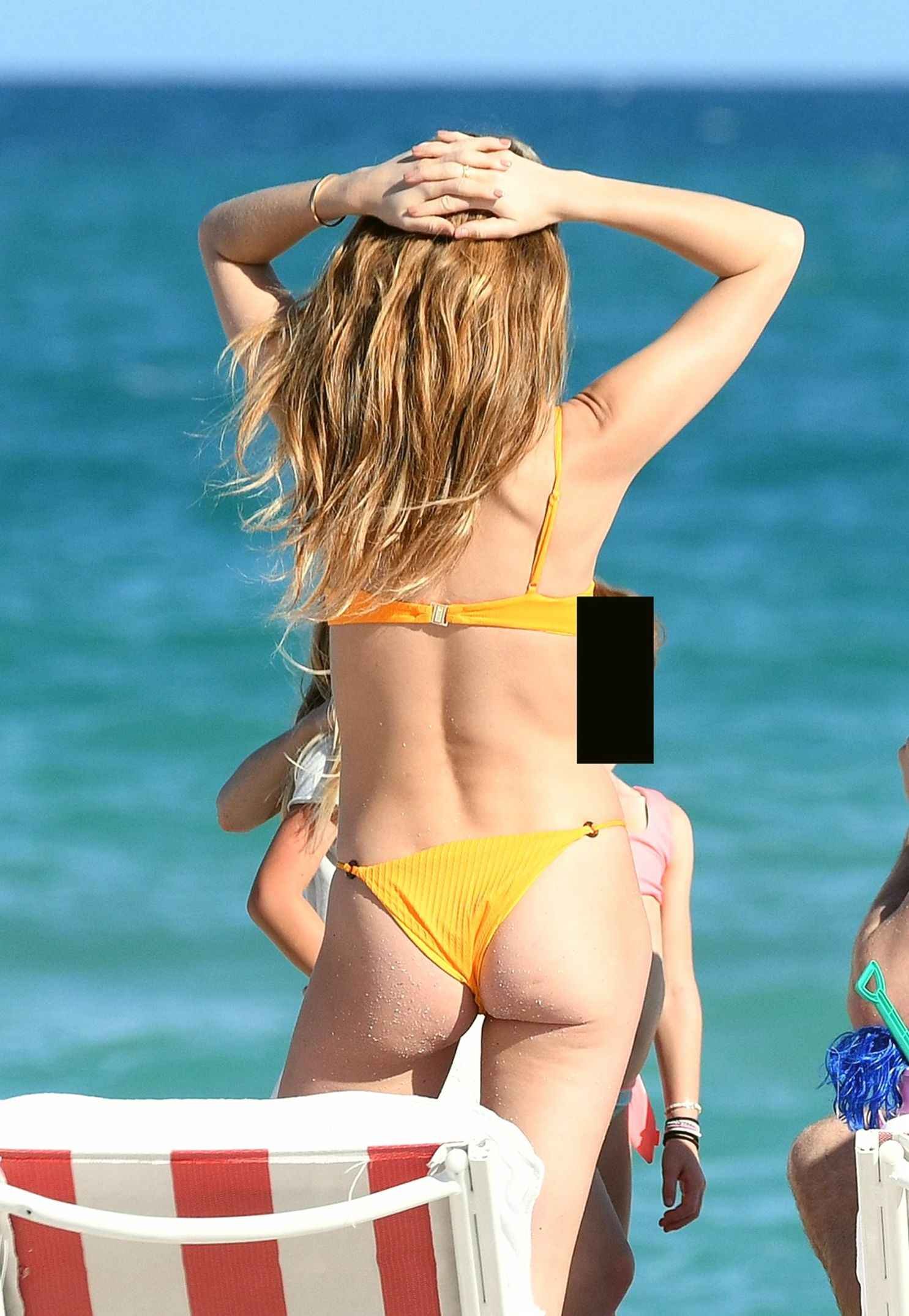 Kate Bock en bikini à Miami