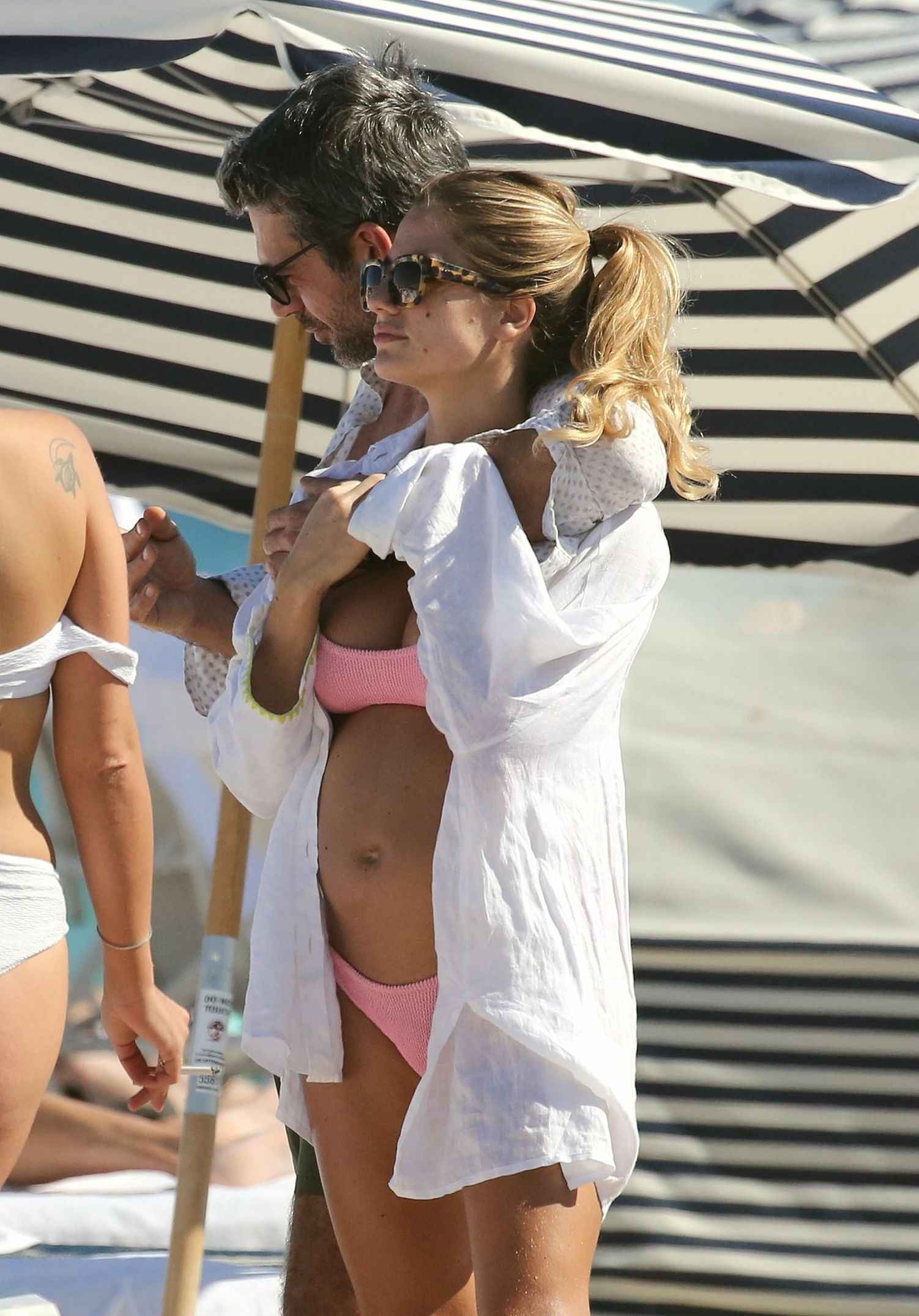 Cristina Marino en bikini