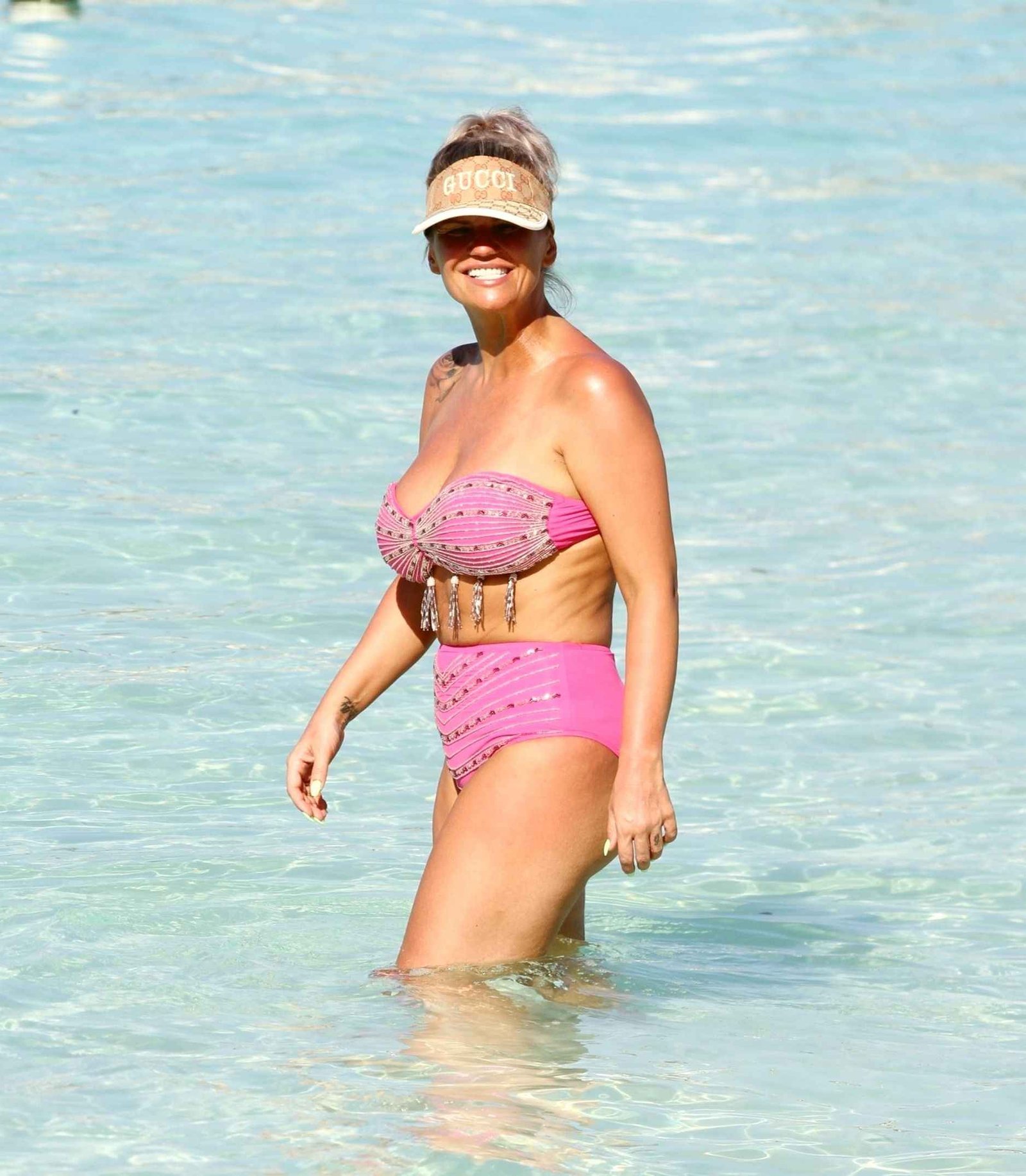 Kerry Katona en bikini aux Maldives